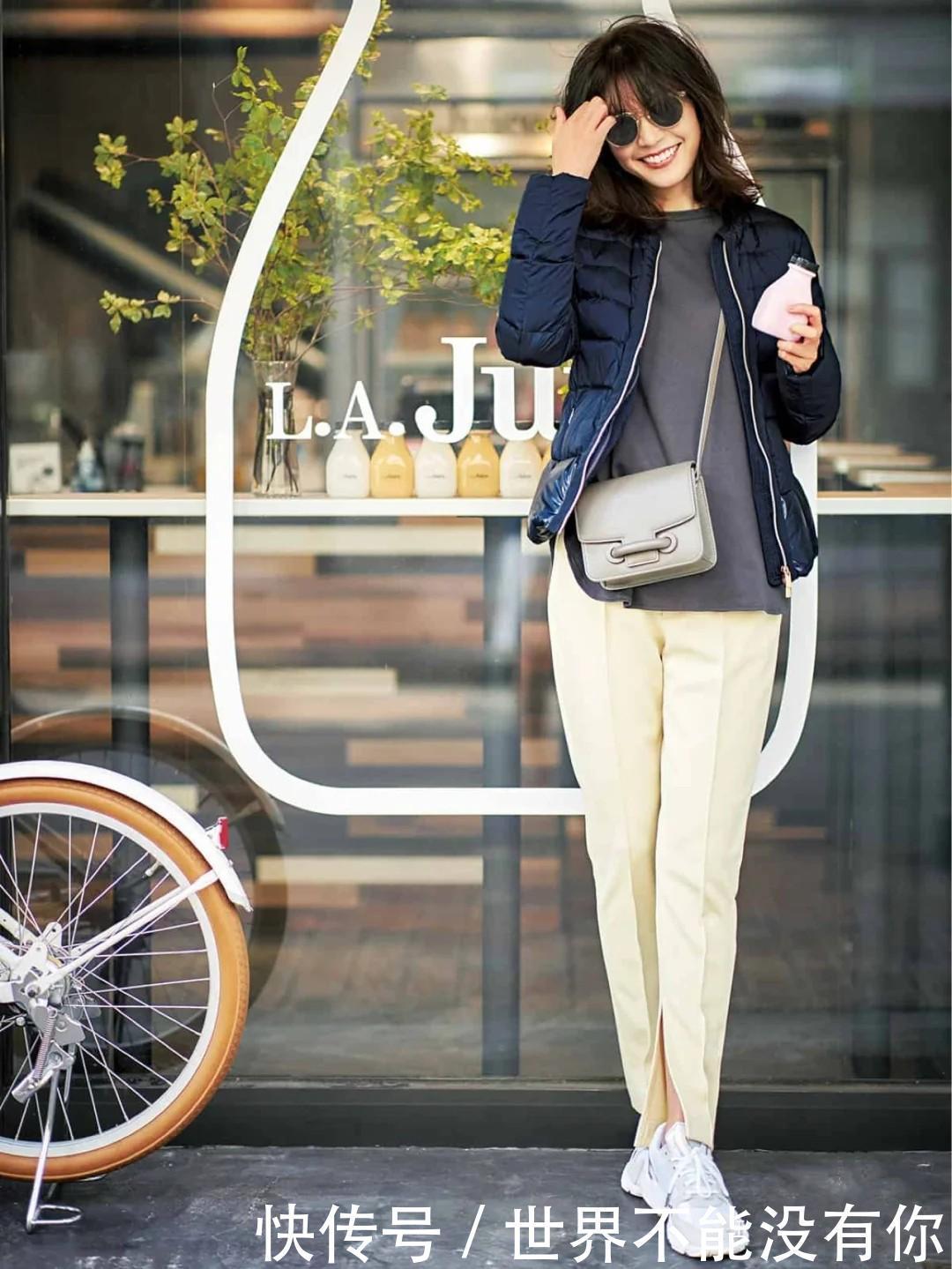 示范|分享一组好看的日系休闲穿搭,照搬就可以了,减龄又时尚