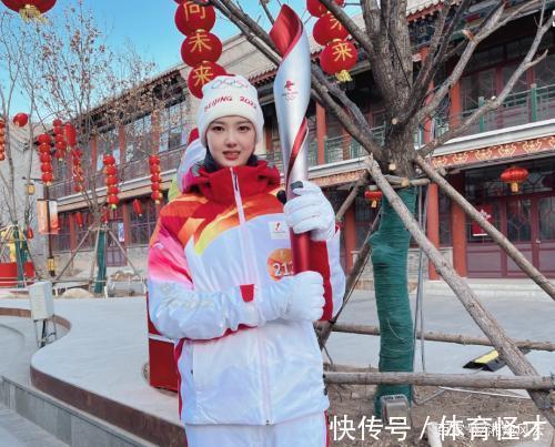 冬奥会|3名国乒队员和3名女排国手参与火炬传递,男帅女靓,巴赫也在其中