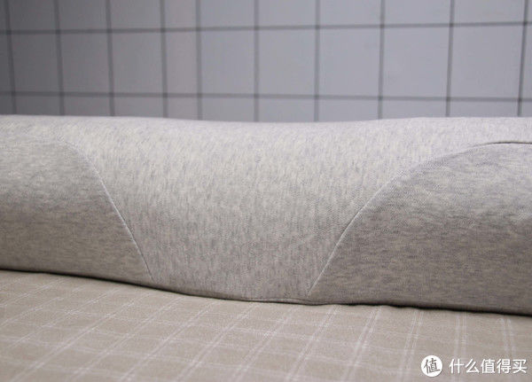 全方位守護睡眠，8H蝶形肩頸養護天然乳膠枕Ace