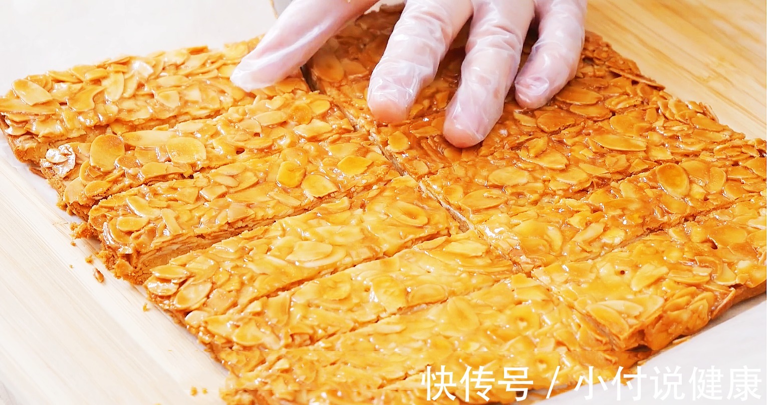 核桃|建议50岁女人:春天别太节俭,8零嘴该吃就得吃,千万别心疼钱了