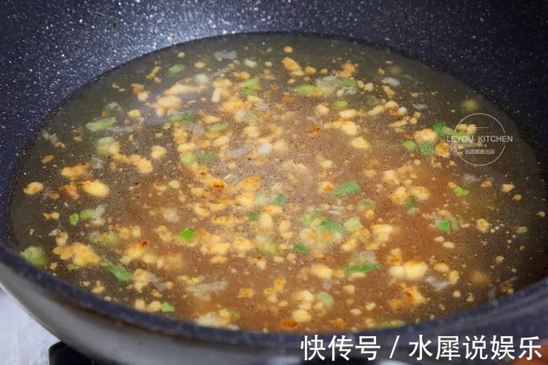 10分钟早餐面,肉末和面条的搭配,好吃到连汤都不想剩下