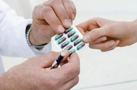 荨麻疹|过敏总是反反复复发作，你该怎么办？