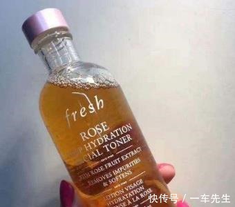 敏感肌|护肤品排行榜前几名好用到爆炸的护肤品,值得我回购10000年!