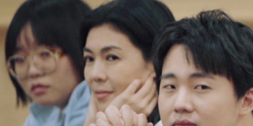 李雪琴控場能力有多強?現(xiàn)場掐辣目洋子話筒,郭麒麟被當小弟使喚