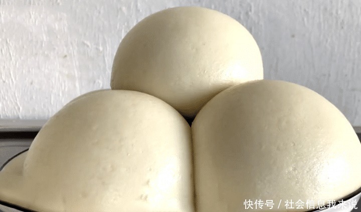 入秋后,手把手教你蒸馒头,不塌陷不回缩,蓬松柔软,好吃又劲道