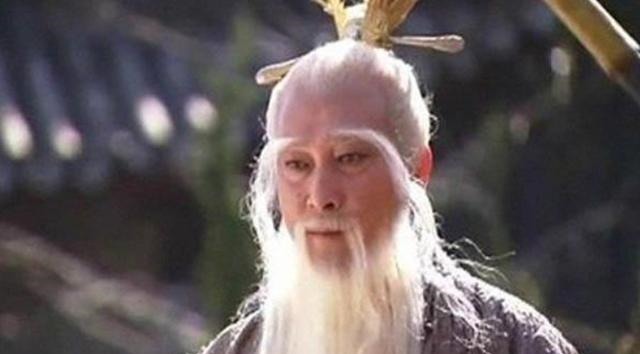 师傅$通天教主差点毁了世界,又抱怨何必赐他通天之名,他是在抱怨谁!