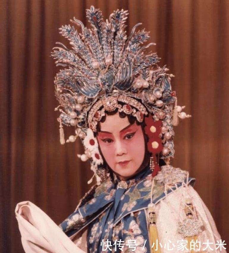 玄宗|梅妃才貌胜过杨贵妃,为何反倒是杨贵妃更得宠?有一样她比不过