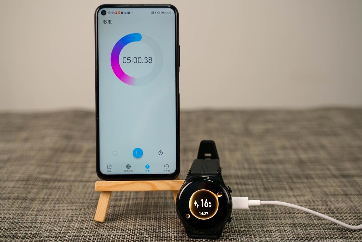 gps|荣耀手表GS 3：彻底解决续航焦虑，充电续航双加码