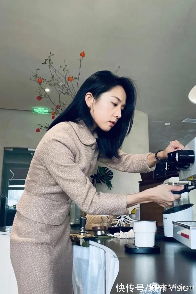 冬季 冬季永恒的味道丨小香风连衣裙套装