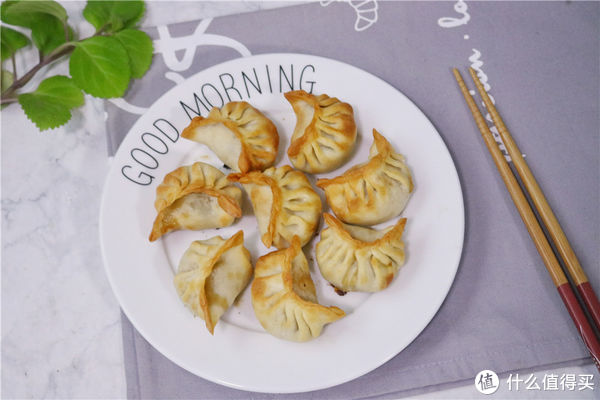 冬天吃饺子别错过这馅,大人孩子都喜欢,一顿能吃20个,真香