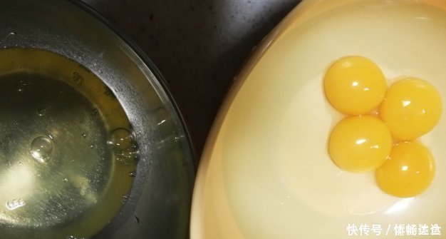 低脂的百香果戚风蛋糕,酸甜可口而又柔软,可按需求调整口味