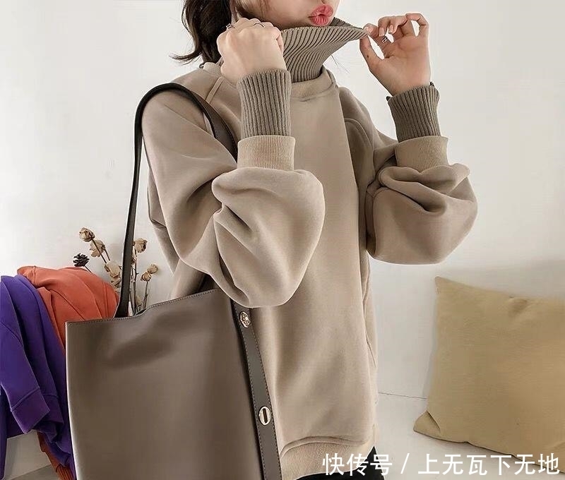 围脖|太美了,这种“围脖卫衣”,四十左右女人穿,显嫩又保暖,超时髦