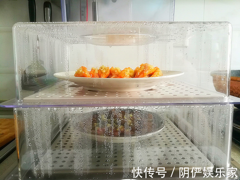 虾肉最馋人的做法，味道太鲜美了，一周吃三次，上桌就光盘