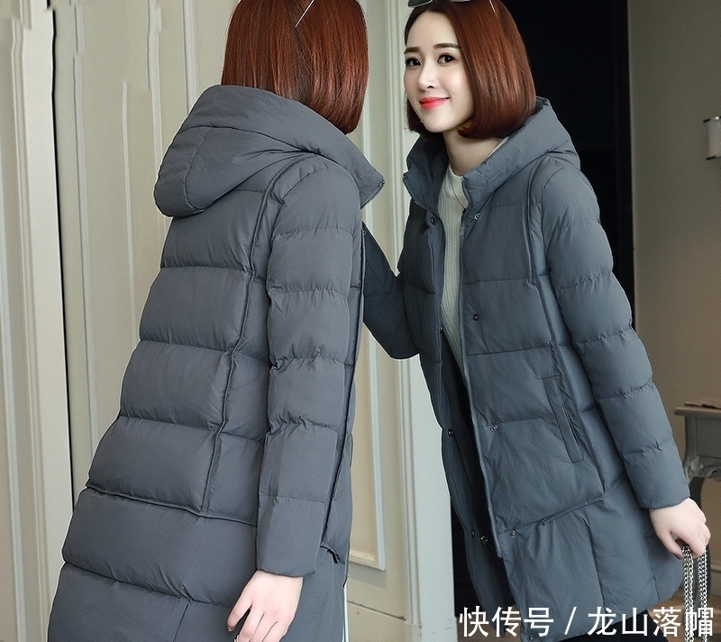 建议大家:羽绒服尽量选长款!再搭配一双踝靴,不打扮都美嫩