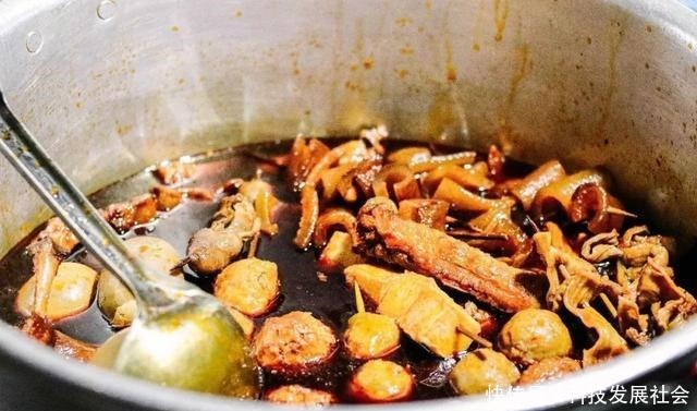 从头吃到尾的平西夜市,没有人能饿着出来!