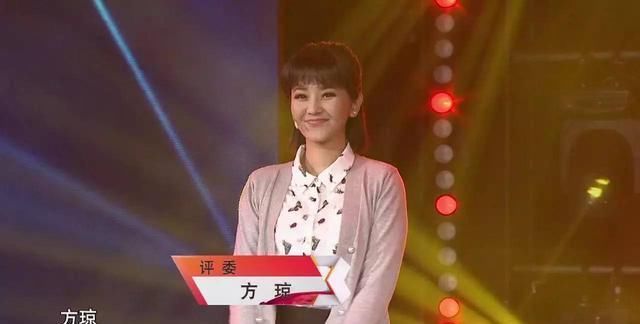 她当了15年央视主持人,竟然只是临时工?离开央视后被高薪聘回