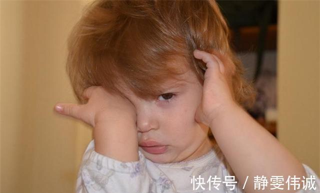 沙子|当孩子异物入眼时,家长该怎么办提前学会急救方法,不耽误病情