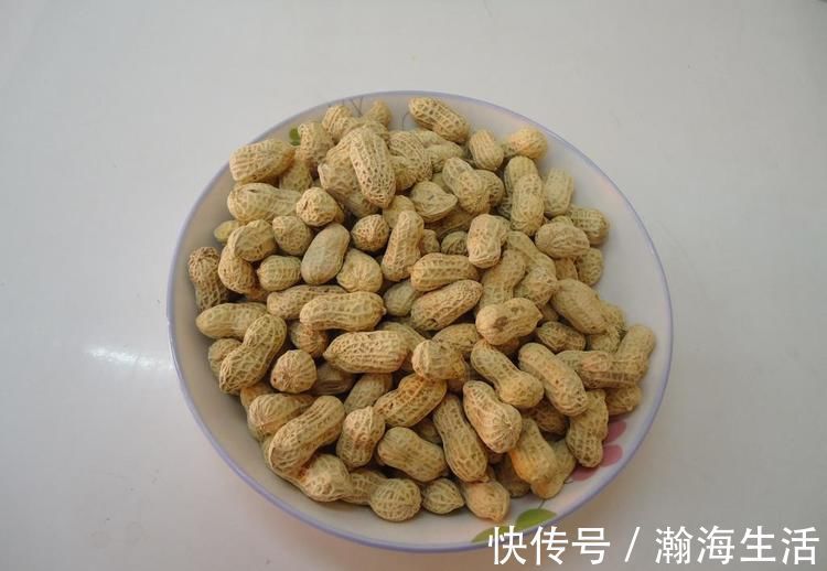 胆固醇|生花生和熟花生哪个更营养?医生:其实很多人都理解错了
