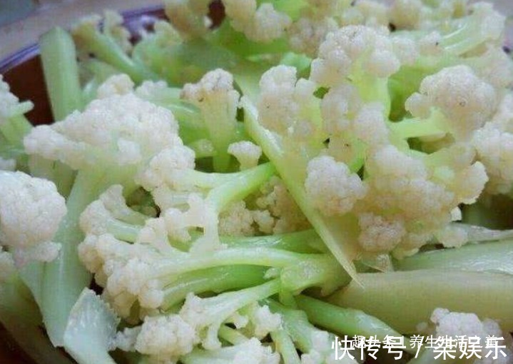 女性|女性想要皮肤好,3种食物当每天吃一些,滋养皮肤,防止干燥