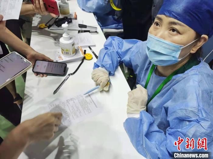 灭活疫苗|上海15岁到17岁人群今起接种新冠疫苗