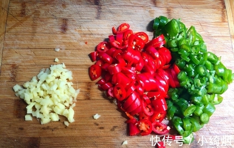 这东西越来越少,150一斤有点贵,却很受男人欢迎,下酒特棒