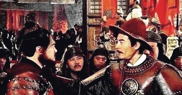 李自成|李自成进京师后,他的猪队友是怎样坑他的?怎样才可能成事?