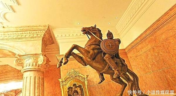 小孩|骑兵孱弱，罗马军团一天被杀六万，汉军与罗马对决，像大人打小孩