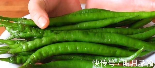吃了这么多年辣椒,这做法简单又好吃,天天吃都不会腻,超过瘾