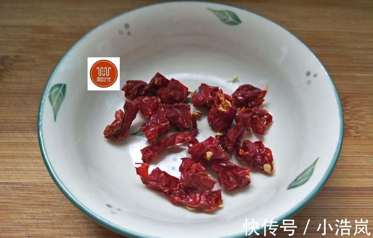香菜|天热没食欲，应该吃这道菜，5分钟就做好，清肠开胃全家都爱！