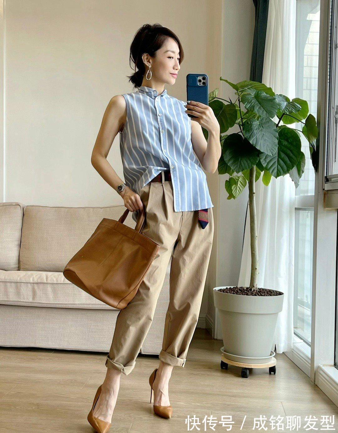 t恤|时尚圈中40岁女人这样穿,用简单的单品穿出减龄感,时髦又显气质