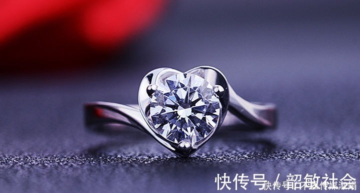钻石 铂金戒指多少钱?影响铂金戒指价格的因素有哪些?