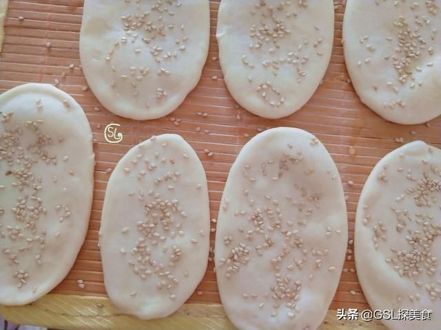 早餐,我家爱吃这个饼,不醒面,不发面,出锅层次分明,外酥里软