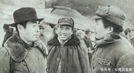 周恩来|军委副主席兼代总参谋长周恩来,如何协助毛泽东指挥三大战役的?