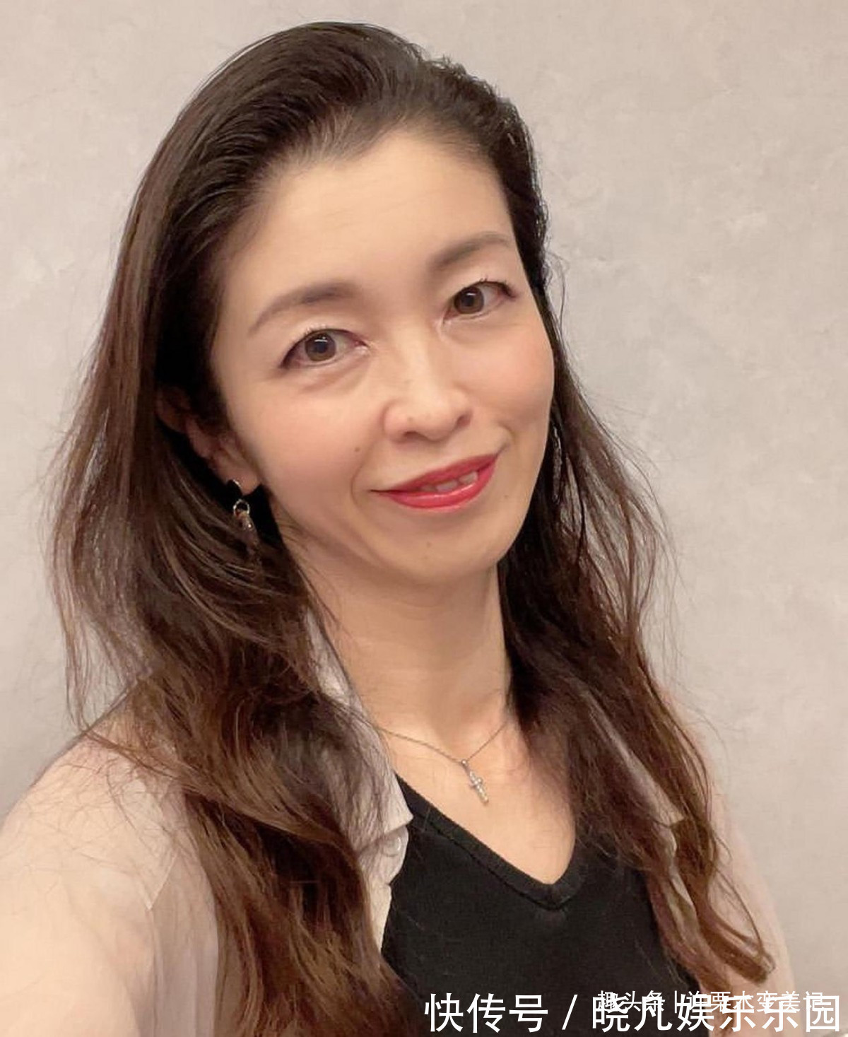 水波纹卷 女人50岁以后,剪发型要认准了,最好避开这3款!试试另外3种