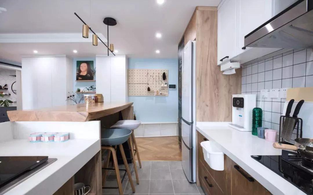 收纳|现在都流行在家打造1㎡迷你水吧,不占地方,还很小资!