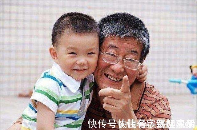 看娃|为什么越来越多娘家父母帮女儿看娃,知道原因后,太心酸!