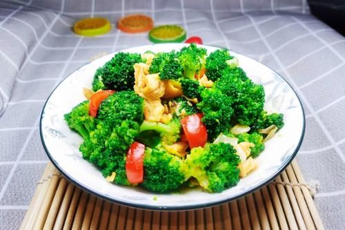 好吃|4道夏日减脂必备瘦身菜，低脂低卡营养高，简单易学，好吃不长胖