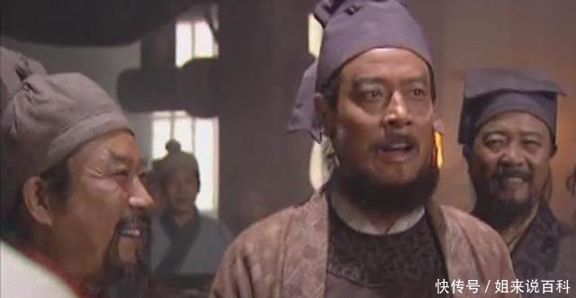 晁盖|杨雄、石秀来投奔梁山,为什么晁盖说了一句话来震慑宋江!