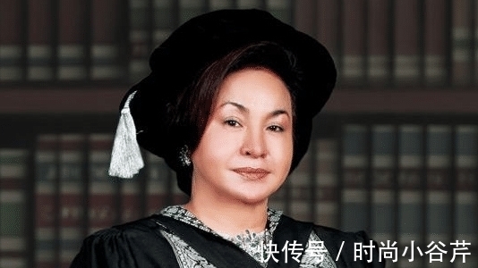 劲儿花 抛夫弃子的她三婚嫁给首相,买珠宝一天花700万,有272个爱马仕包