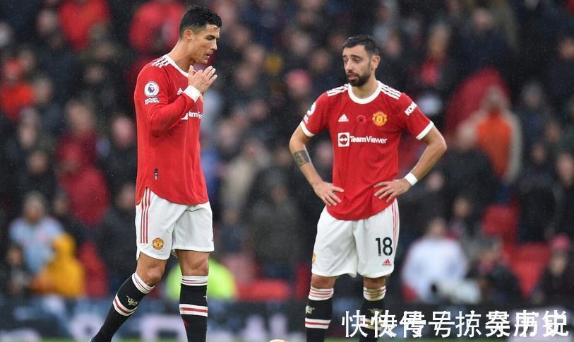 C罗|0-2!曼联32年主场噩梦诞生,C罗孤独:5次丢球权,索帅还在画饼