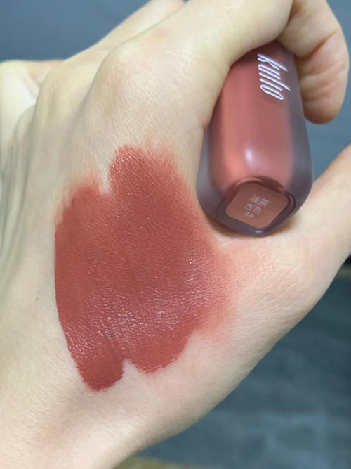 吃土女生必看，300块搞定全年彩妆护肤！