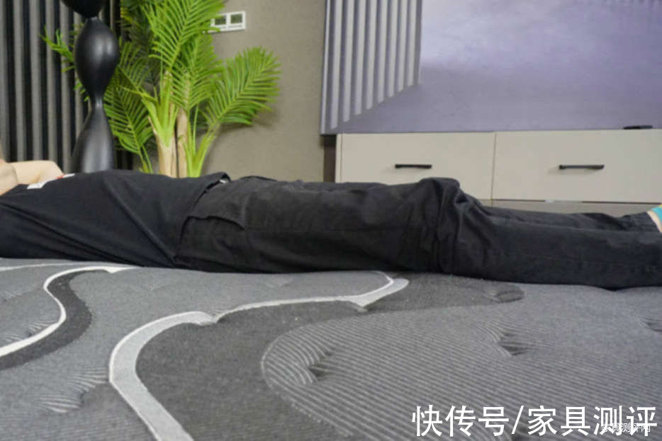 硬度|慕思T10 AI智能床垫测评:什么是AI床垫?值得入手吗?