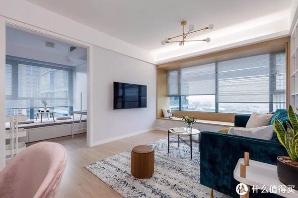 颜值担当|如何让客厅更有牌面？门窗这样装，轻松打造超赞的「高颜值」客厅！