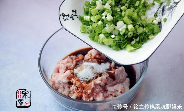 豆角|夏天吃饺子，韭菜靠边站，这菜鲜美养胃又水嫩，应该多吃