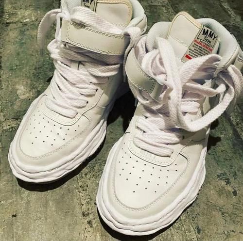 这双“ Nike ”，溶解