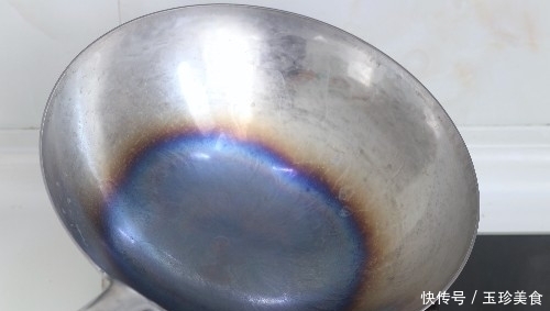 不粘锅|简单几步,教你把铁锅变成不粘锅,炒菜香还补铁,家家都需要