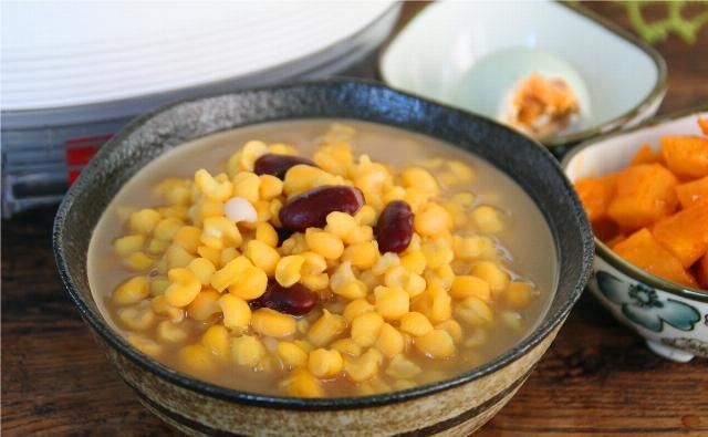 受欢迎|夏季的东北,这些农家菜特别受欢迎,地道东北味,外地吃不到