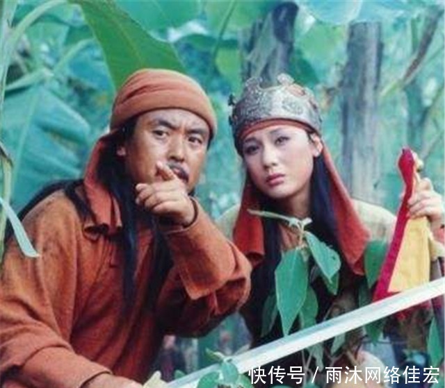 变色|看见城下青草变色,主帅命令灌开水,顿时传来惨叫声