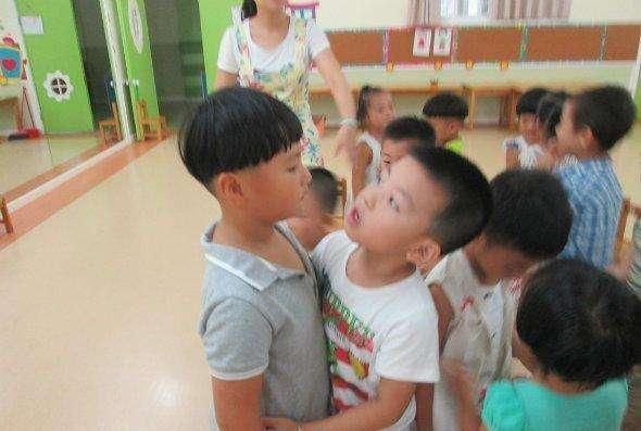 孩子4个部位的长度长于同龄孩子,恭喜家长你孩子未来是大高个