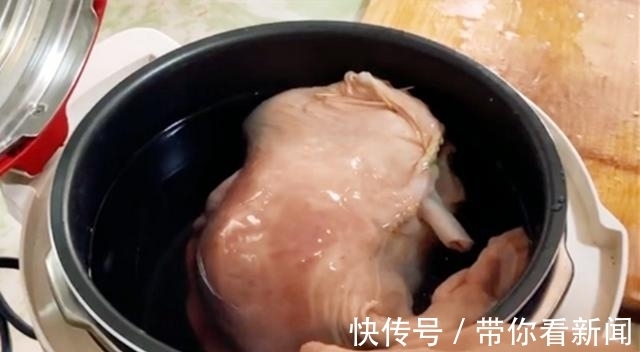 猪肚鸡汤|入秋后，多给家人喝这道汤，2种食材一锅出，特补脾胃，别错过